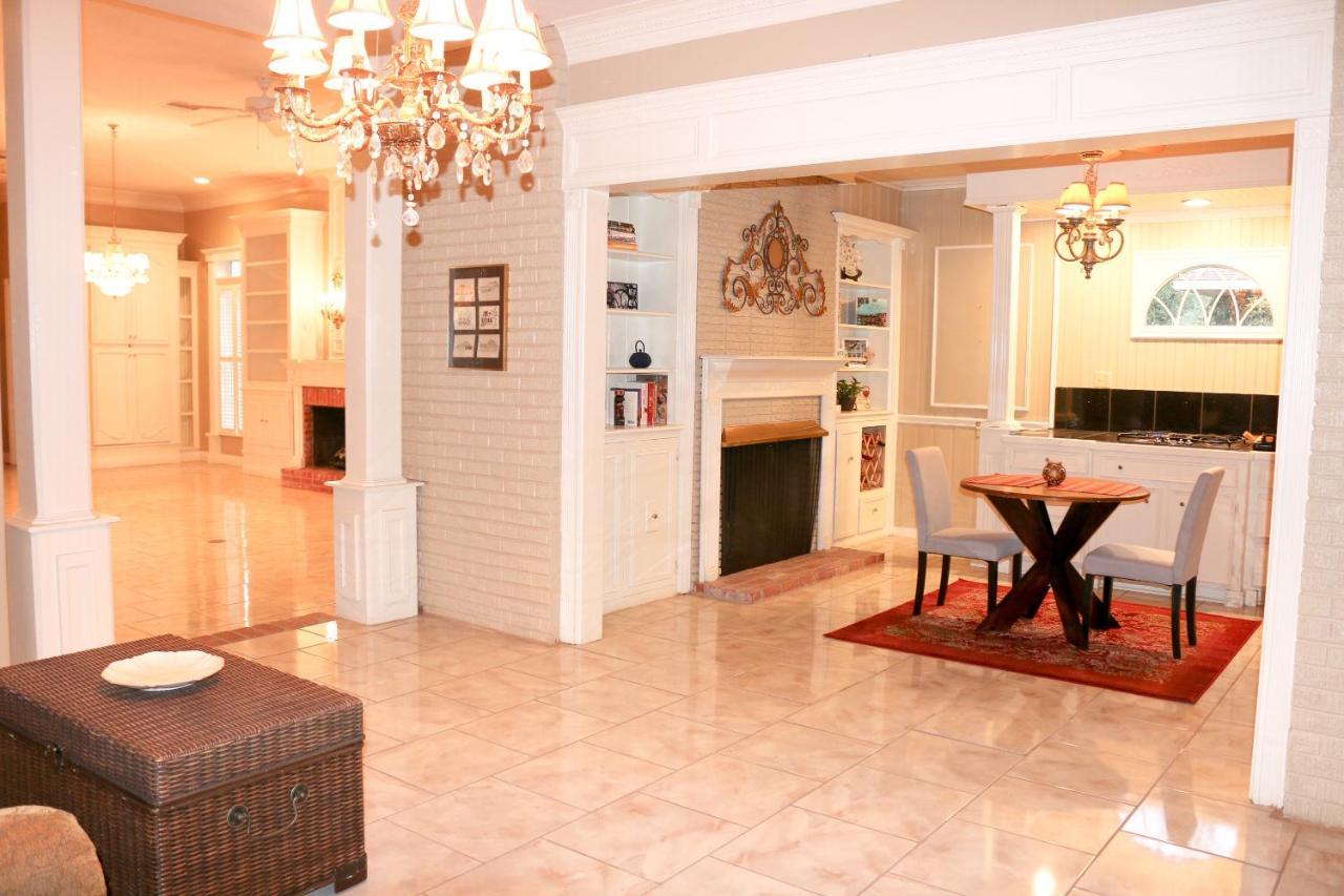 โอปัส เฮาส์ Bed & Breakfast แน็คคิทัช ภายนอก รูปภาพ
